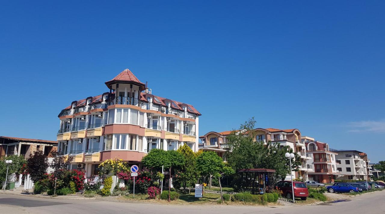 מלון Sunny Island אובזור מראה חיצוני תמונה